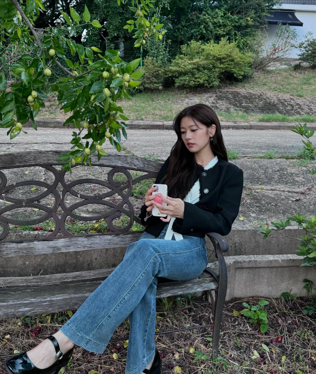 Nữ thần sắp chạm tuổi 40: Gương mặt "b&uacute;ng ra collagen", ăn mặc đẹp đến nỗi g&aacute;i 18 phải học tập- Ảnh 12.