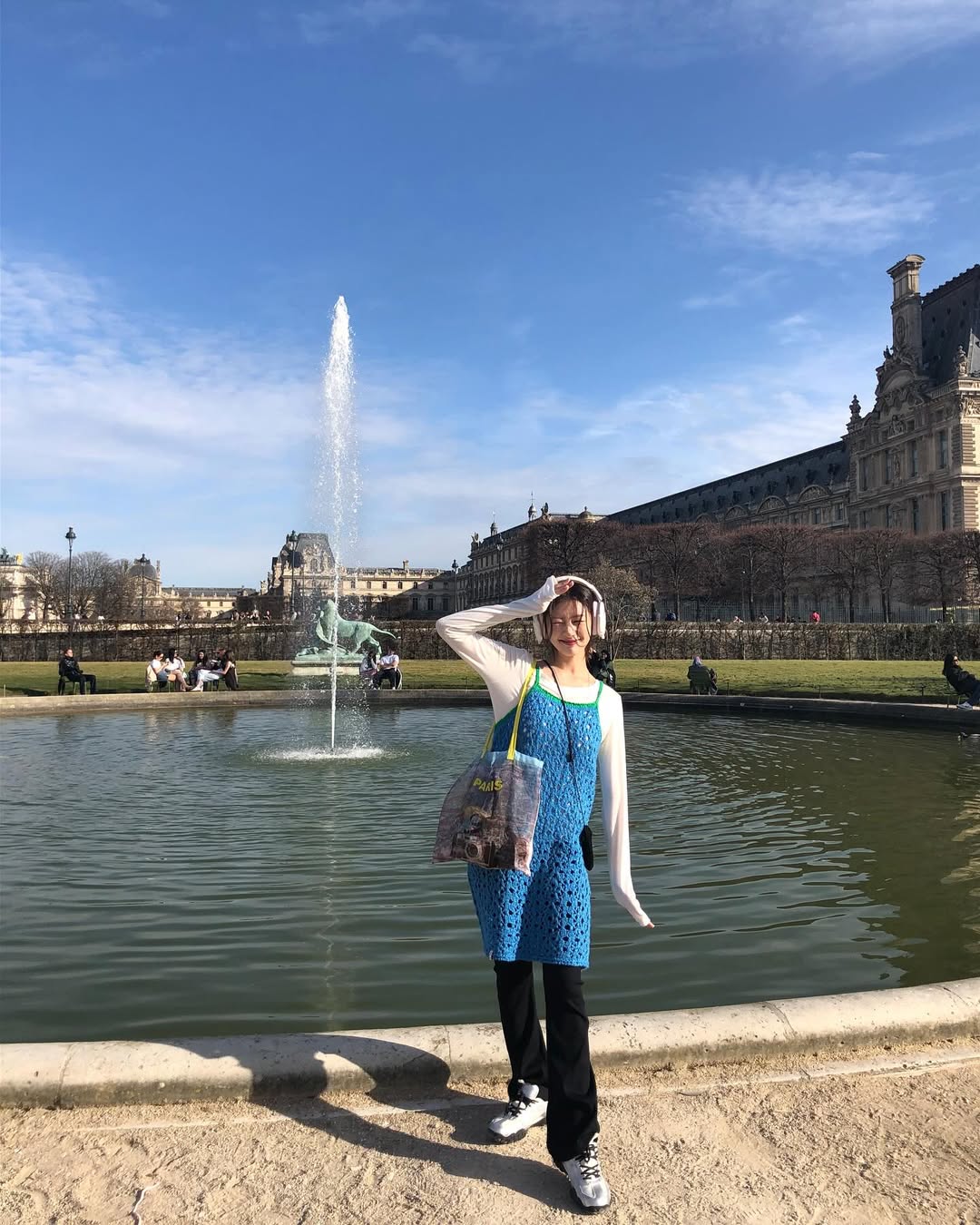 Nữ thần sắp chạm tuổi 40: Gương mặt "b&uacute;ng ra collagen", ăn mặc đẹp đến nỗi g&aacute;i 18 phải học tập- Ảnh 13.