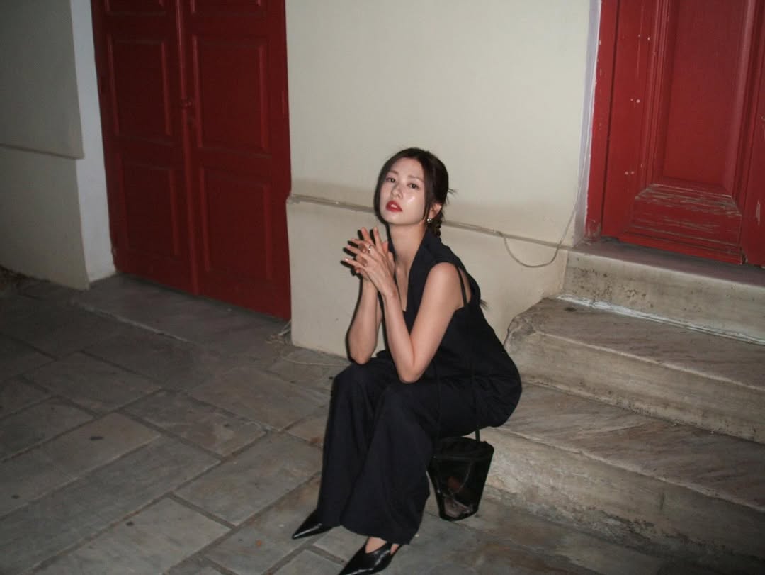 Nữ thần sắp chạm tuổi 40: Gương mặt "b&uacute;ng ra collagen", ăn mặc đẹp đến nỗi g&aacute;i 18 phải học tập- Ảnh 6.