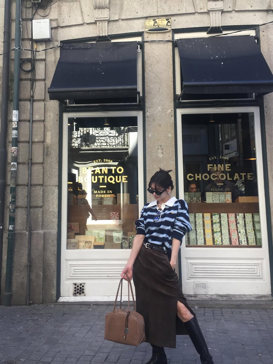 Nữ thần sắp chạm tuổi 40: Gương mặt "b&uacute;ng ra collagen", ăn mặc đẹp đến nỗi g&aacute;i 18 phải học tập- Ảnh 11.