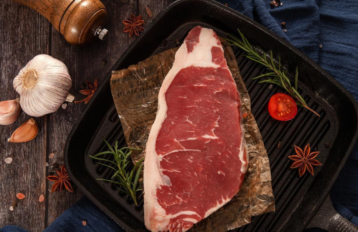 V&igrave; sao người phương T&acirc;y m&ecirc; thịt tảng c&ograve;n người Việt Nam, Trung Quốc hay H&agrave;n Quốc lại chuộng thịt th&aacute;i nhỏ? - Ảnh 2.