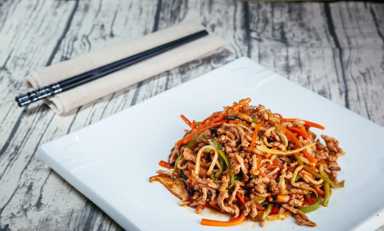 V&igrave; sao người phương T&acirc;y m&ecirc; thịt tảng c&ograve;n người Việt Nam, Trung Quốc hay H&agrave;n Quốc lại chuộng thịt th&aacute;i nhỏ? - Ảnh 5.