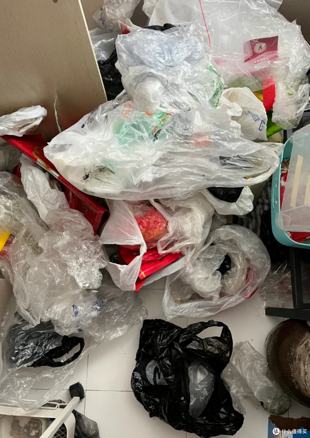 4 vật dụng bẩn trong nh&agrave; bạn cần vứt ngay để bảo vệ sức khỏe  - Ảnh 6.