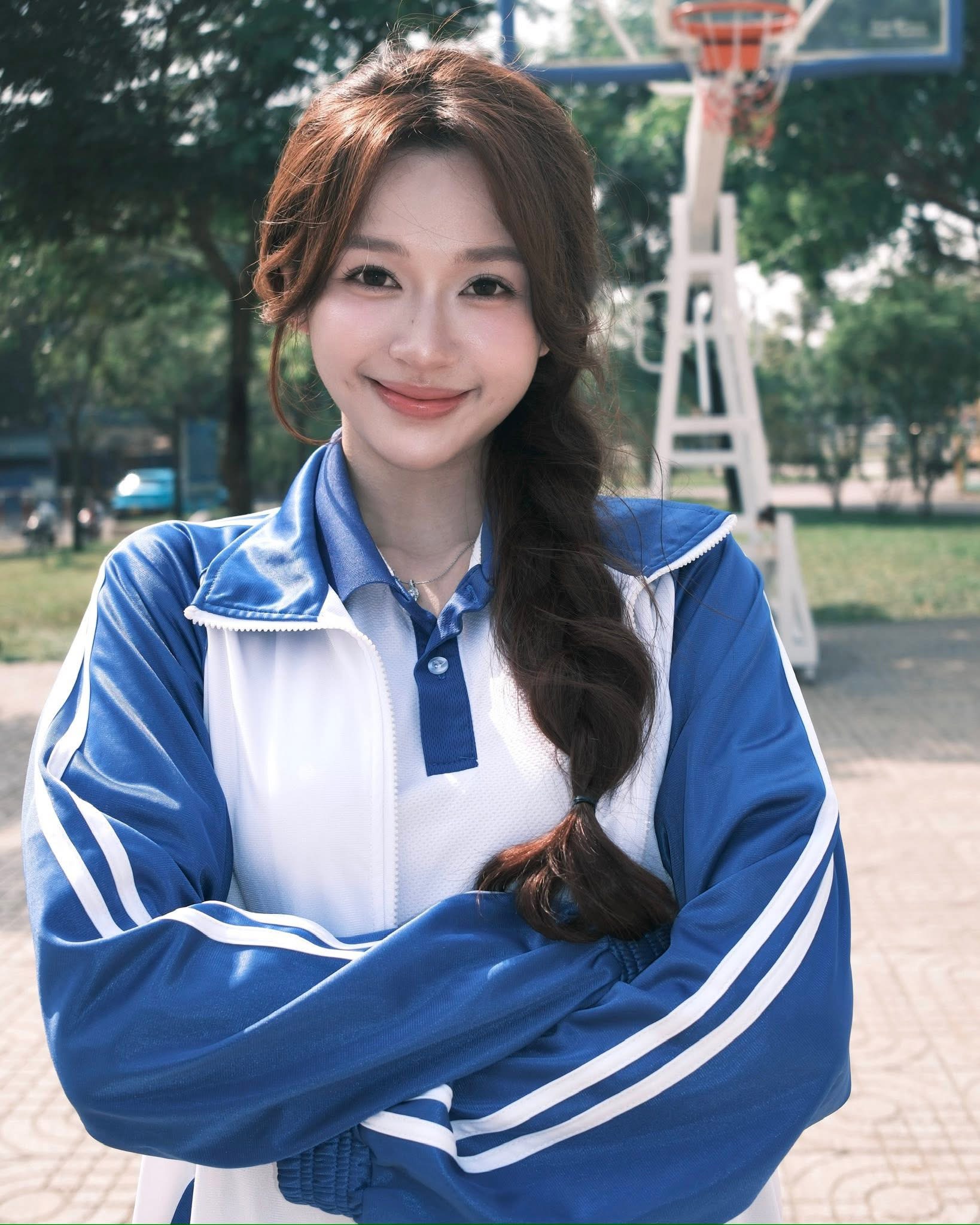 Sau m&agrave;n diện đồ Si&ecirc;u nh&acirc;n hồng tại Concert, hot girl lại khiến cộng đồng mạng bất ngờ- Ảnh 3.