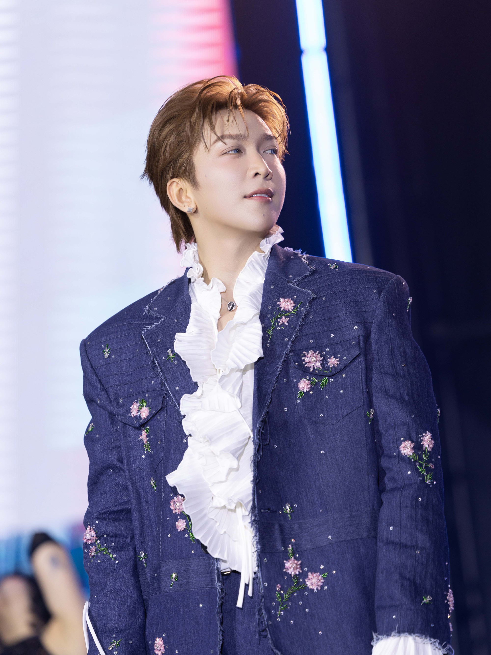 Tăng Ph&uacute;c h&eacute; lộ sự thật sau m&agrave;n nhảy tango đi&ecirc;u luyện, n&oacute;ng bỏng - Ảnh 1.