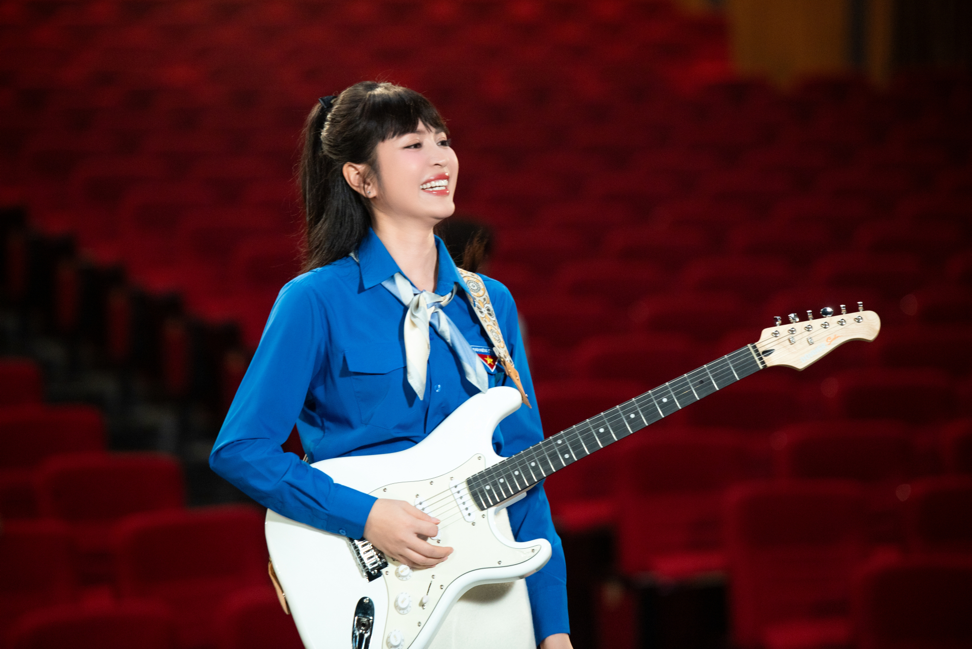 Nguyễn Duy&ecirc;n Quỳnh bắt tay nhạc sĩ Nguyễn Văn Chung, lan tỏa năng lượng t&iacute;ch cực trong "Thanh ni&ecirc;n Việt" - Ảnh 5.