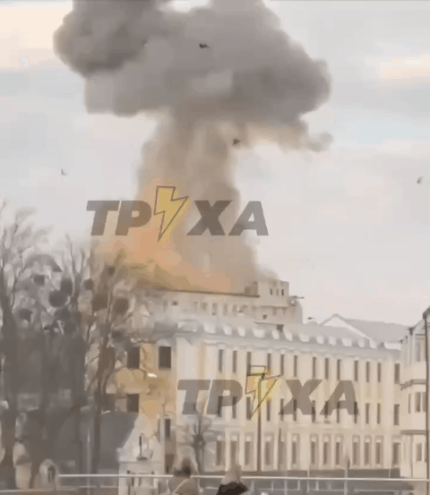 Nga tấn c&ocirc;ng &ldquo;đầu n&atilde;o&rdquo; Ukraine, 1000 UAV &ldquo;thi&ecirc;u rụi mọi thứ từ Lviv đến Kiev&rdquo; &ndash; &Ocirc;ng Putin ra cảnh b&aacute;o n&oacute;ng - Ảnh 2.