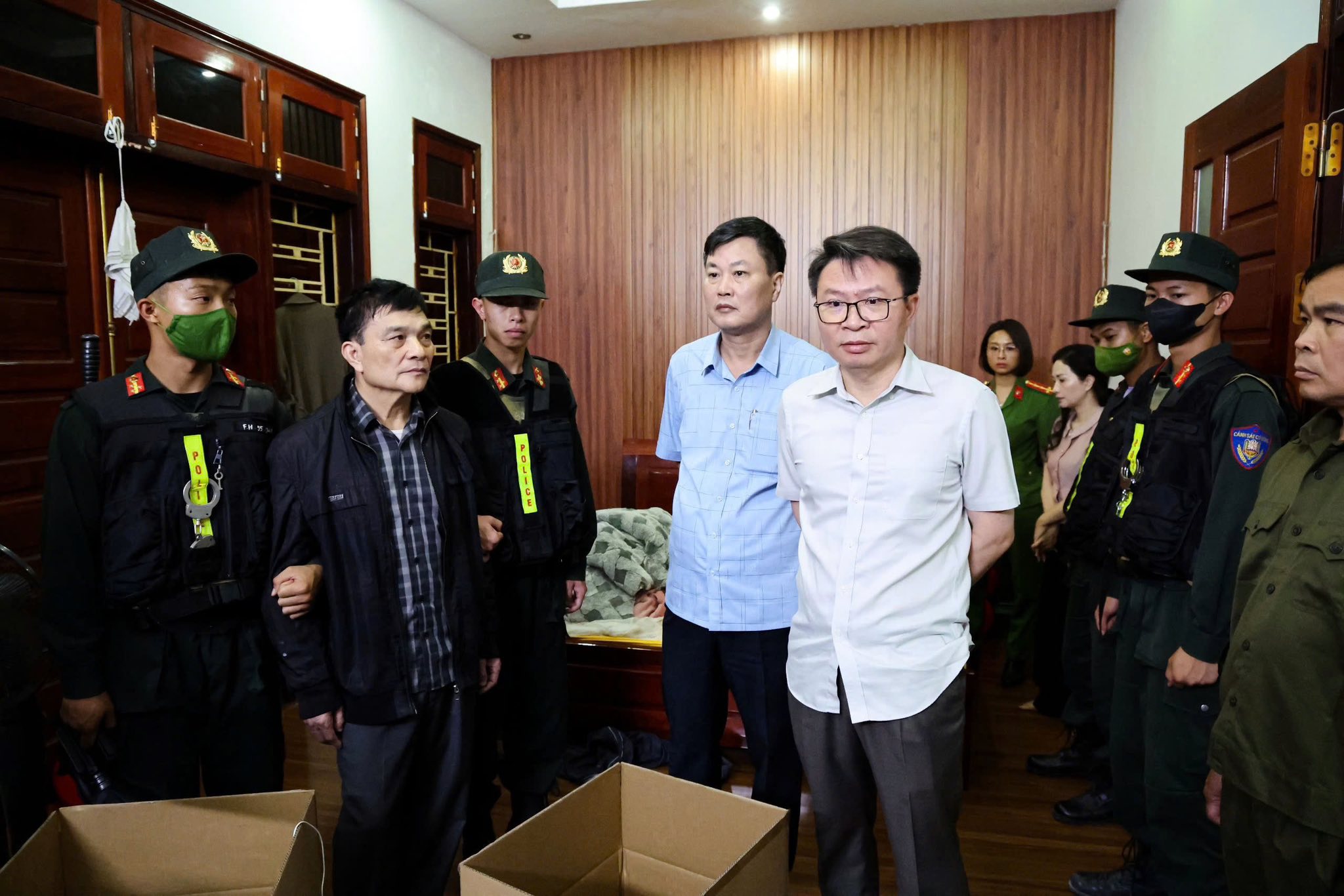 Chân dung 10 Giám đốc, Phó Giám đốc, kế toán vừa bị Công an bắt khẩn cấp trong chuyên án đặc biệt lớn - Ảnh 4.