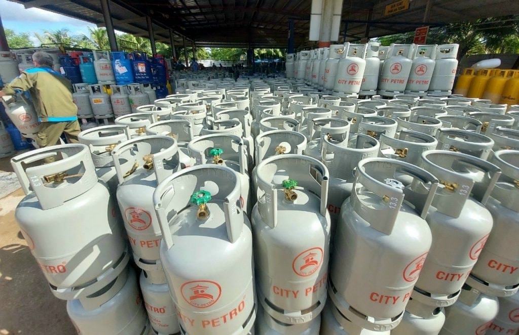 Gi&aacute; LPG tại nước l&aacute;ng giềng Việt Nam tăng 60%, hơn 500 trạm xăng đ&atilde; hết h&agrave;ng, buộc phải tuy&ecirc;n bố dừng b&aacute;n - Ảnh 4.