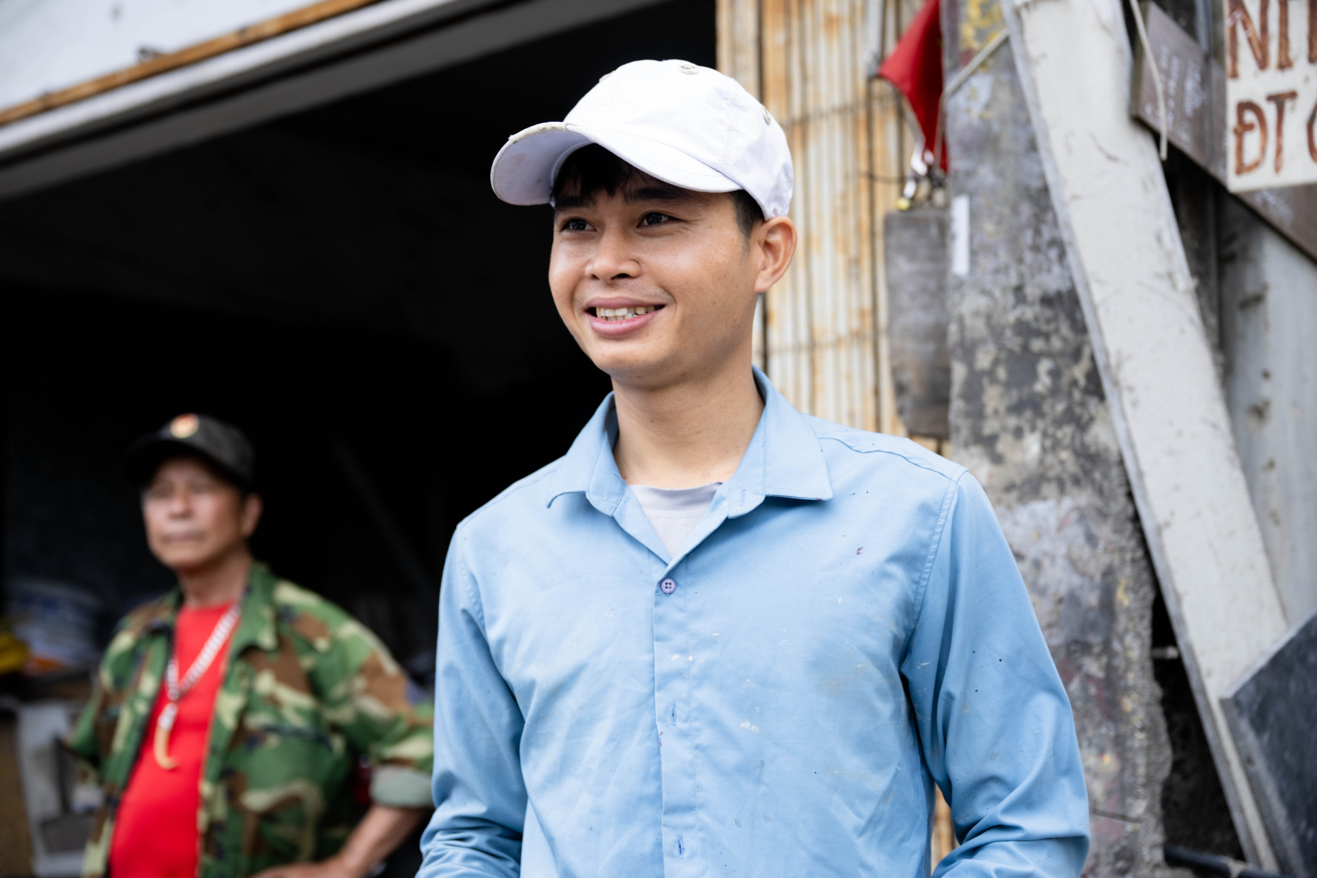 Người đ&agrave;n &ocirc;ng cứu người trong đ&aacute;m ch&aacute;y ở H&agrave; Nội: H&agrave;nh động quả cảm kh&ocirc;ng cần ghi nhận - Ảnh 3.