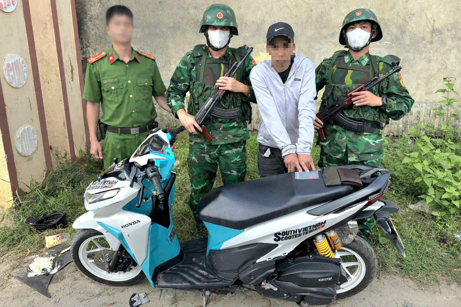 Nhiều đối tượng t&agrave;ng trữ , tổ chức sử dụng ma t&uacute;y bị bắt giữ tại Quảng Trị - Ảnh 1.