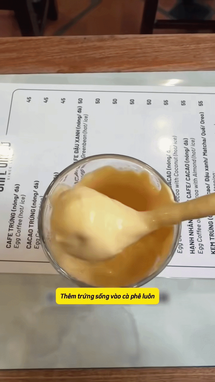 Khách Trung Quốc du lịch phố cổ Hà Nội, ăn 1 món rồi nhận xét: 