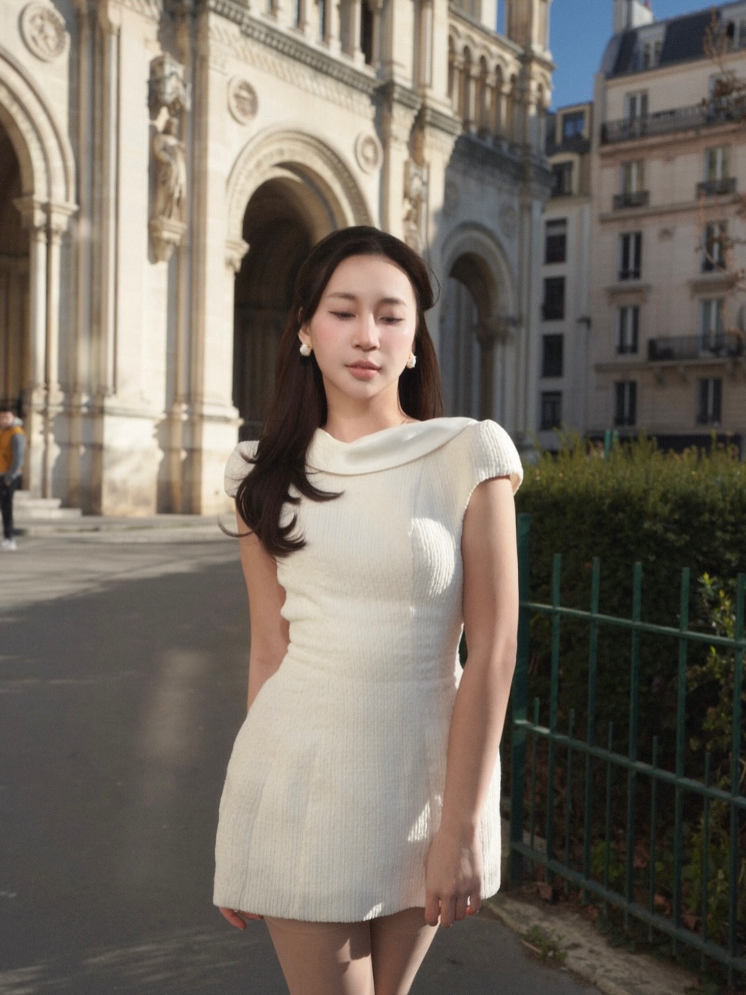 G&aacute;i Việt sống ở Paris nổi tiếng v&igrave; mặc đẹp, "ph&aacute;t s&aacute;ng" giữa biển người ch&acirc;u &Acirc;u- Ảnh 5.