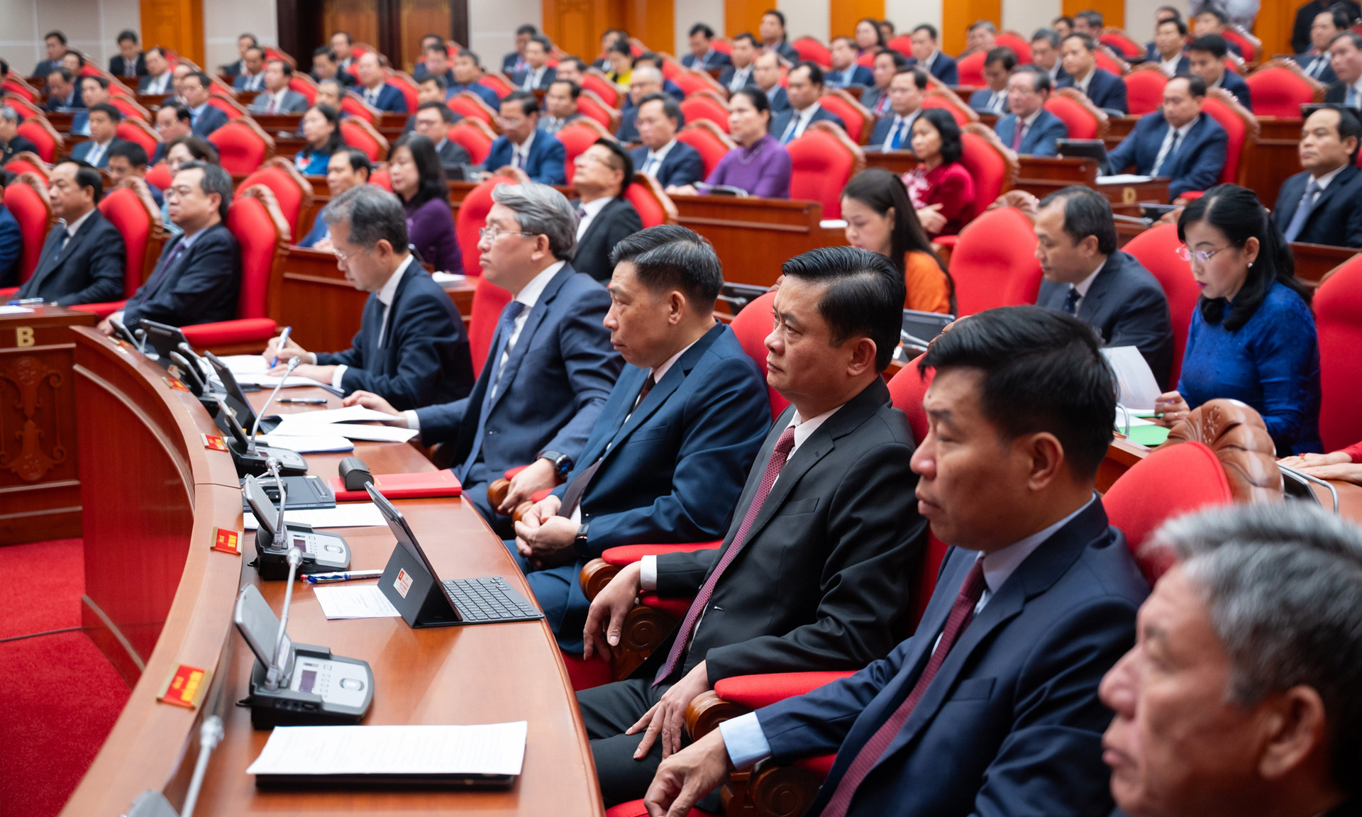 Bế mạc Hội nghị Đảng: Tổng B&iacute; thư T&ocirc; L&acirc;m nhấn mạnh về tổ chức v&agrave; ph&aacute;t triển kinh tế - Ảnh 7.