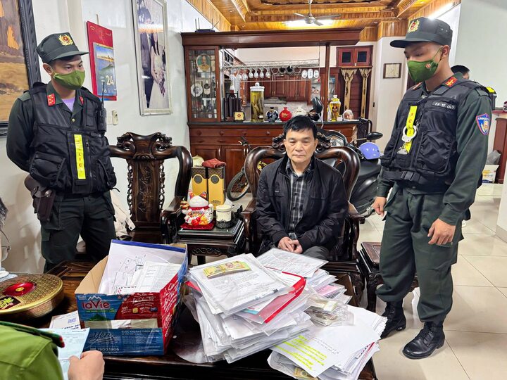 Ph&uacute; Thọ triệt ph&aacute; băng nh&oacute;m x&atilde; hội đen lớn , bắt giữ 10 đối tượng cầm đầu - Ảnh 2.