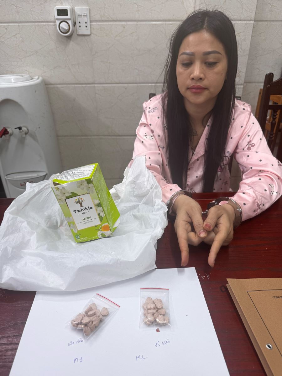 L&ecirc; Thị Thu Thảo bị bắt v&igrave; t&agrave;ng trữ ma t&uacute;y tổng hợp tại Hưng Y&ecirc;n năm 2026 - Ảnh 1.