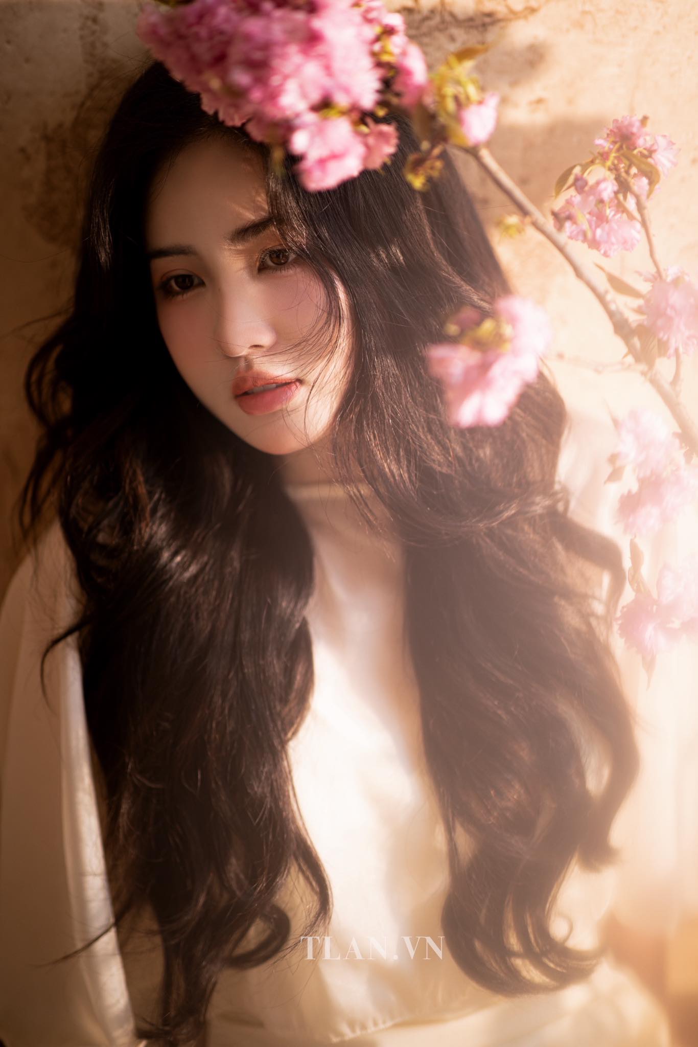 VTV &ldquo;lia phải g&aacute;i xinh&rdquo; g&acirc;y sốt, danh t&iacute;nh g&acirc;y bất ngờ: L&agrave; &Aacute; hậu, cuộc sống sang chảnh  - Ảnh 3.