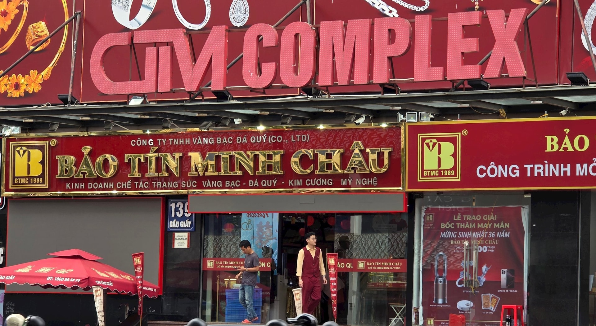 Đ&uacute;ng 12h Bảo T&iacute;n Minh Ch&acirc;u mở cửa, bất ngờ gi&aacute; v&agrave;ng SJC tại đ&acirc;y! - Ảnh 2.