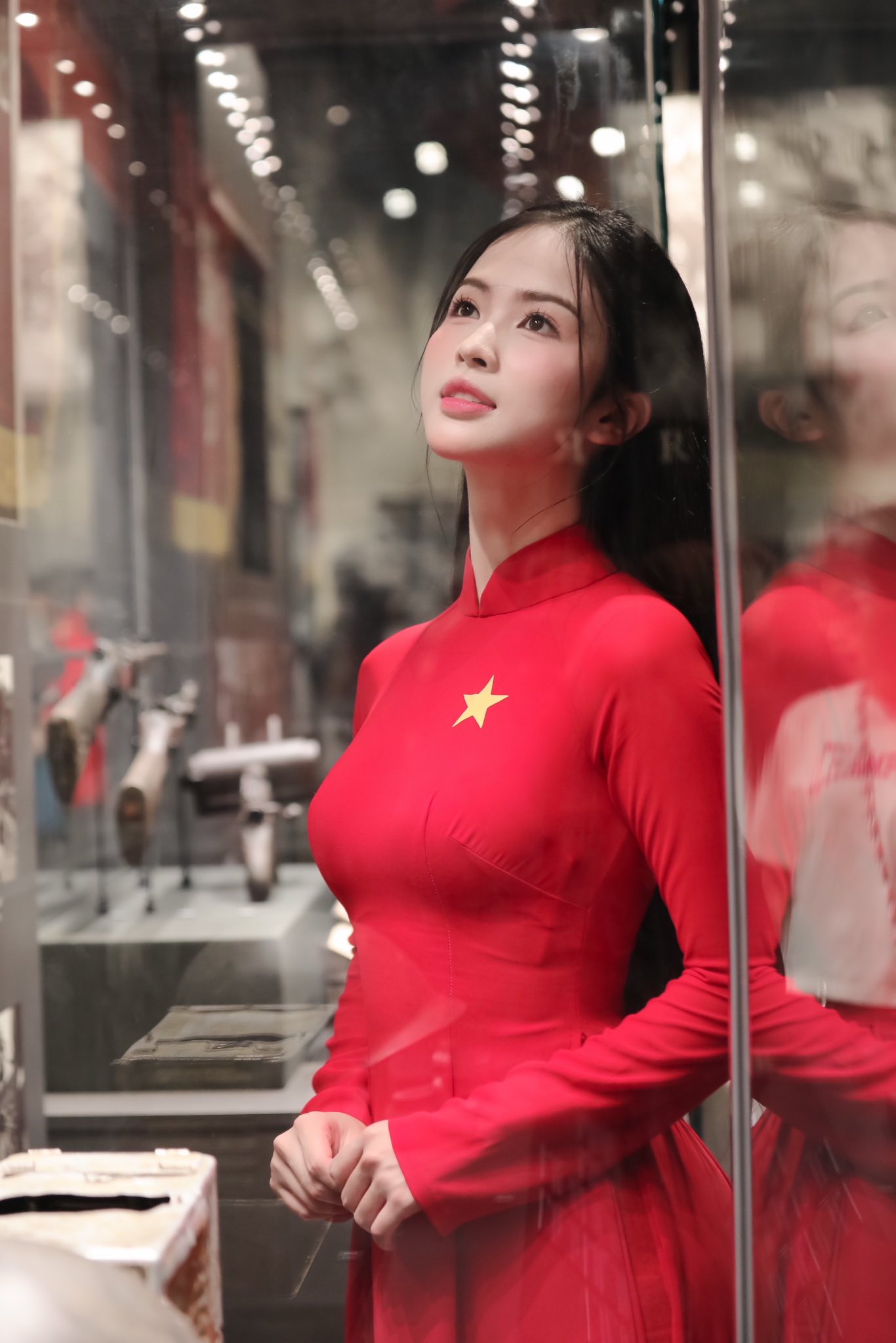 VTV &ldquo;lia phải g&aacute;i xinh&rdquo; g&acirc;y sốt, danh t&iacute;nh g&acirc;y bất ngờ: L&agrave; &Aacute; hậu, cuộc sống sang chảnh  - Ảnh 11.