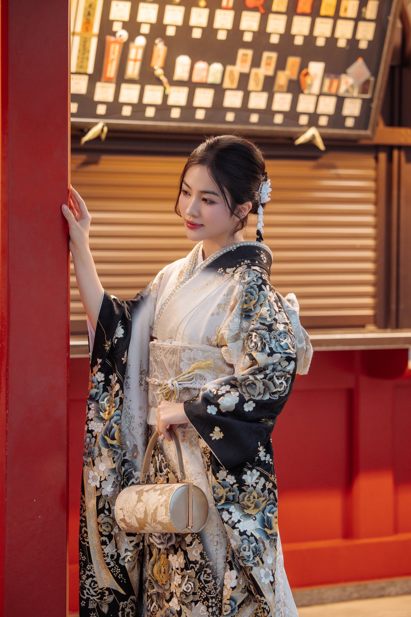 VTV &ldquo;lia phải g&aacute;i xinh&rdquo; g&acirc;y sốt, danh t&iacute;nh g&acirc;y bất ngờ: L&agrave; &Aacute; hậu, cuộc sống sang chảnh  - Ảnh 10.