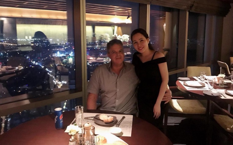 Nữ diễn vi&ecirc;n Việt "mừng muốn xỉu" trước c&acirc;u n&oacute;i thẳng của chồng 2 - Ảnh 1.