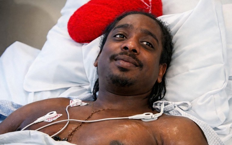 Người đ&agrave;n &ocirc;ng c&oacute; 2 tr&aacute;i tim- Ảnh 1.