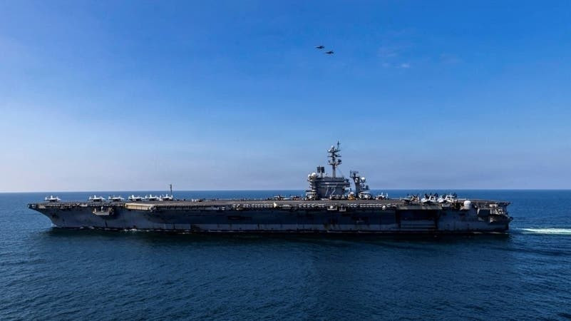 Iran ph&oacute;ng t&ecirc;n lửa v&agrave;o t&agrave;u s&acirc;n bay Mỹ năm 2026: Thực hư v&agrave; phản ứng của Trump - Ảnh 1.