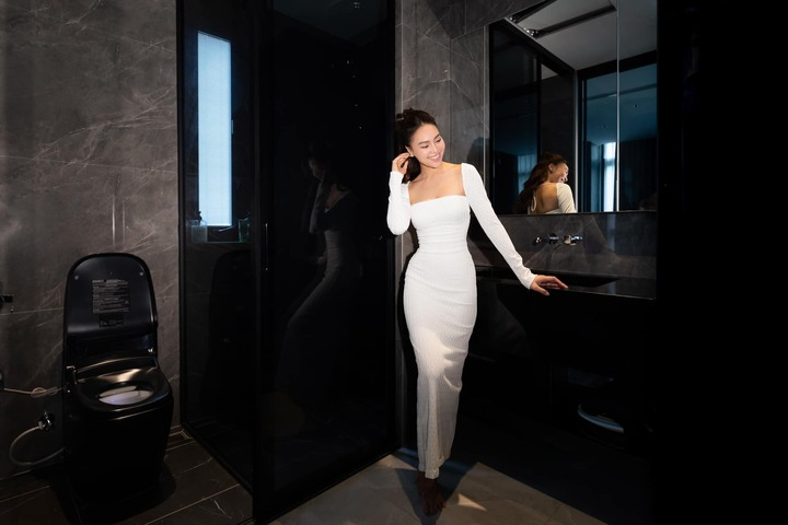 Cuộc sống xa xỉ của hội mỹ nh&acirc;n Vbiz sinh năm 1990: Ninh Dương Lan Ngọc ở biệt thự hạng sang, Huyền Lizzie sống chill trong căn hộ đẹp như Pinterest- Ảnh 18.