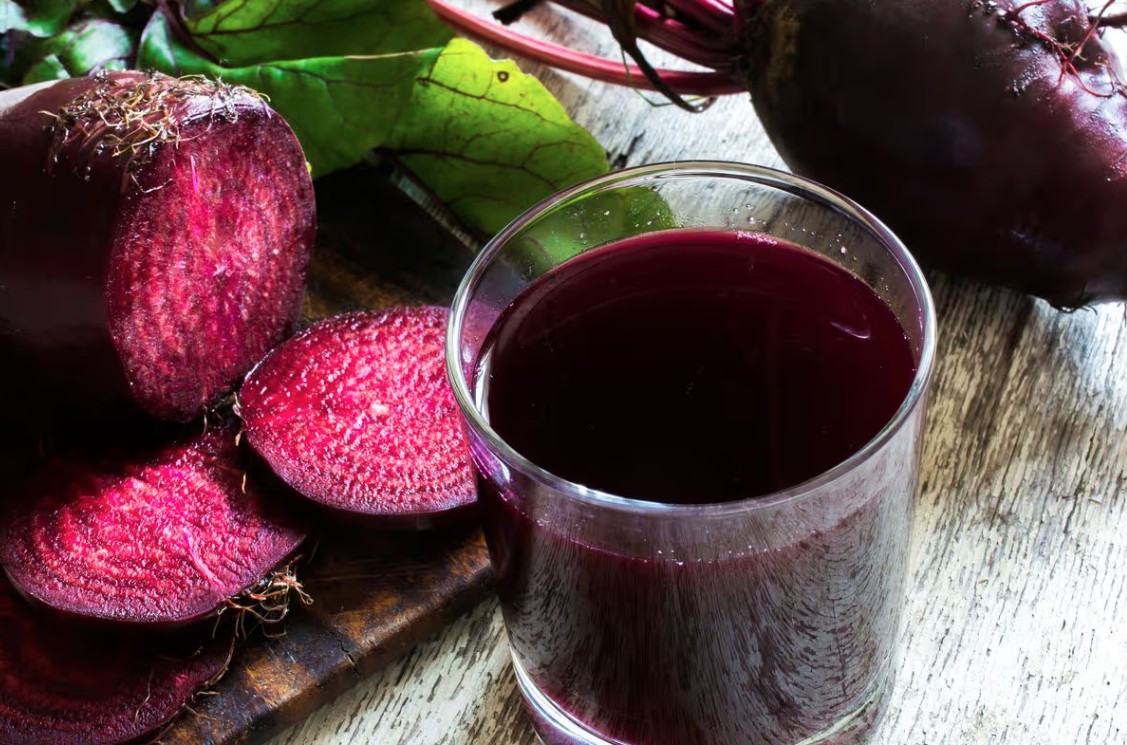 Huyết áp cao “rất sợ” 1 loại nước: Chỉ 250ml mỗi ngày là thấy tác dụng 20 nuoc ep cu den 2 1774494830079 177449483028580627669