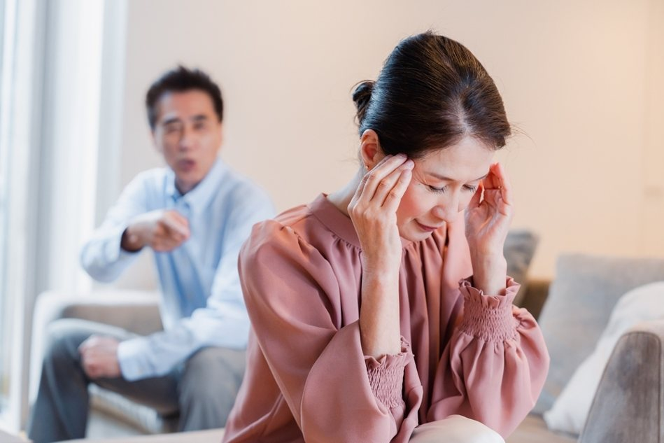 T&ocirc;i nghĩ vợ ti&ecirc;u hoang n&ecirc;n cắt giảm tiền chợ - 2 th&aacute;ng sau, ch&iacute;nh t&ocirc;i l&agrave; người phải xin tăng lại - Ảnh 2.