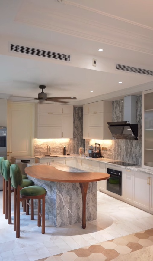 Cuộc sống xa xỉ của hội mỹ nh&acirc;n Vbiz sinh năm 1990: Ninh Dương Lan Ngọc ở biệt thự hạng sang, Huyền Lizzie sống chill trong căn hộ đẹp như Pinterest- Ảnh 26.