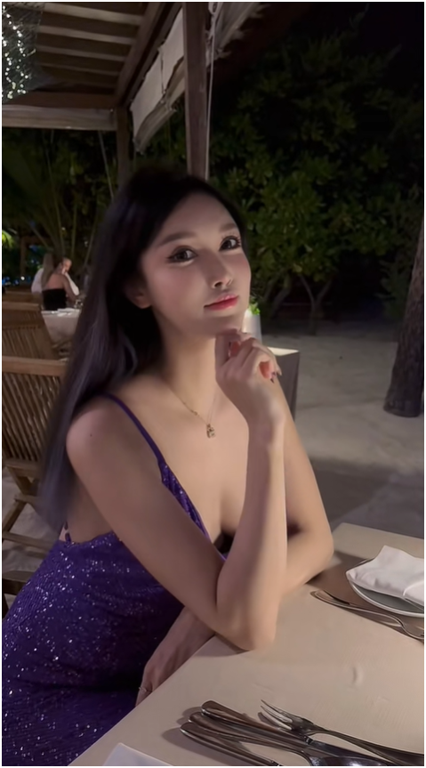 C&ocirc; g&aacute;i cao 1m80 bị &eacute;p dao k&eacute;o từ năm 14 tuổi, hơn 300 lần phẫu thuật: Gương mặt hiện tại thế n&agrave;o? - Ảnh 9.