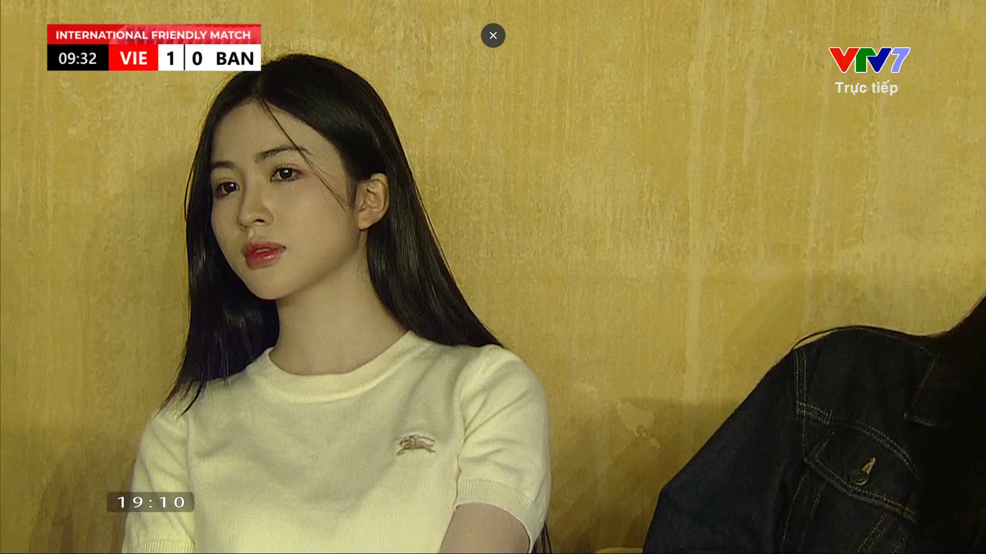 VTV &ldquo;lia phải g&aacute;i xinh&rdquo; g&acirc;y sốt, danh t&iacute;nh g&acirc;y bất ngờ: L&agrave; &Aacute; hậu, cuộc sống sang chảnh  - Ảnh 2.