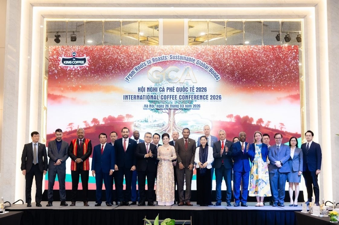 N&oacute;ng: H&igrave;nh ảnh mới nhất của b&agrave; L&ecirc; Ho&agrave;ng Diệp Thảo - Ảnh 2.