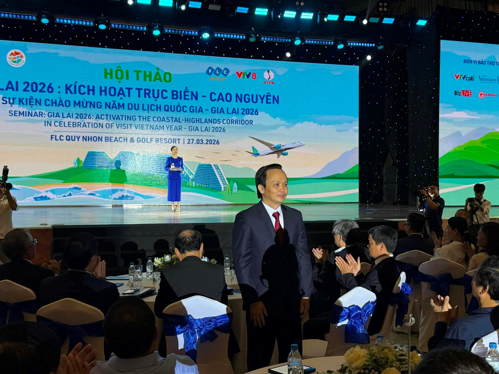 &Ocirc;ng Trịnh Văn Quyết trở lại ghế Chủ tịch Tập đo&agrave;n FLC - Ảnh 2.