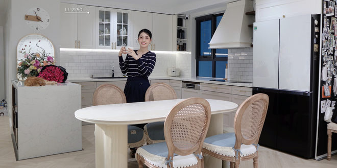 D&agrave;n "nam thần Vbiz" kh&ocirc;ng chỉ đẹp trai m&agrave; c&ograve;n sở hữu cơ ngơi đ&aacute;ng mơ ước: Người ở biệt thự 40 tỷ, người chọn sống tối giản - Ảnh 6.