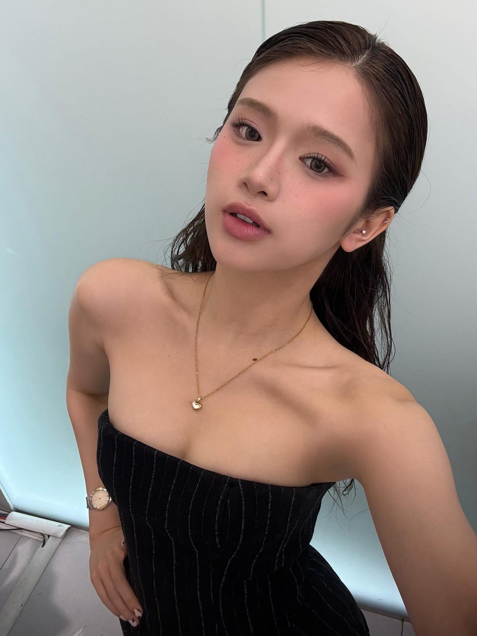 Linh Ka "thu h&uacute;t" mọi &aacute;nh nh&igrave;n, diện mạo cực phẩm fan si m&ecirc; chấm điểm 10+ - Ảnh 5.