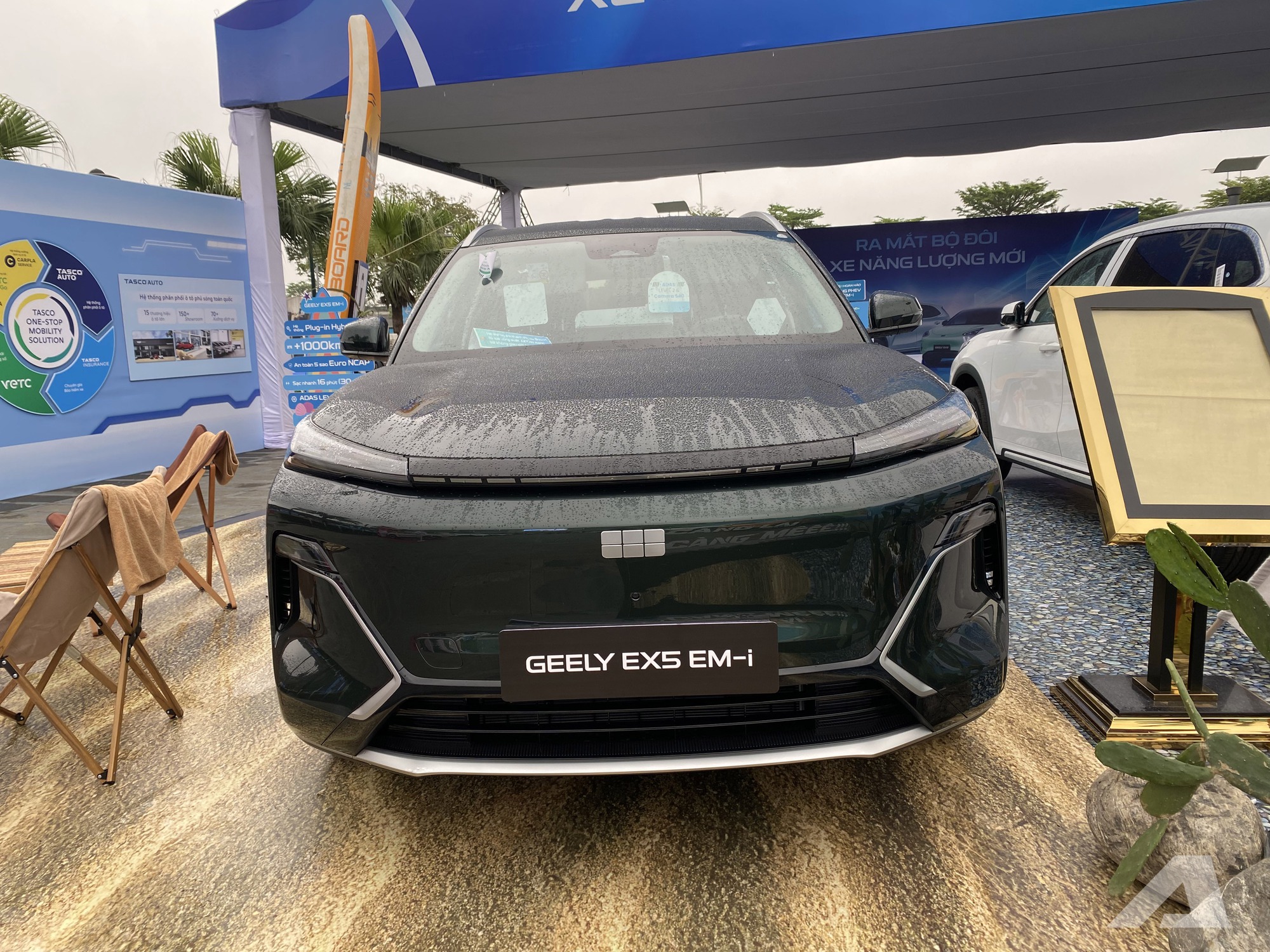 Geely EX5 ra mắt Việt Nam: Gi&aacute; từ 789 triệu đồng, hybrid c&oacute; thể chạy điện tới 170km, c&oacute; ADAS, tiện nghi cao cấp hơn CX-5, Tucson- Ảnh 8.