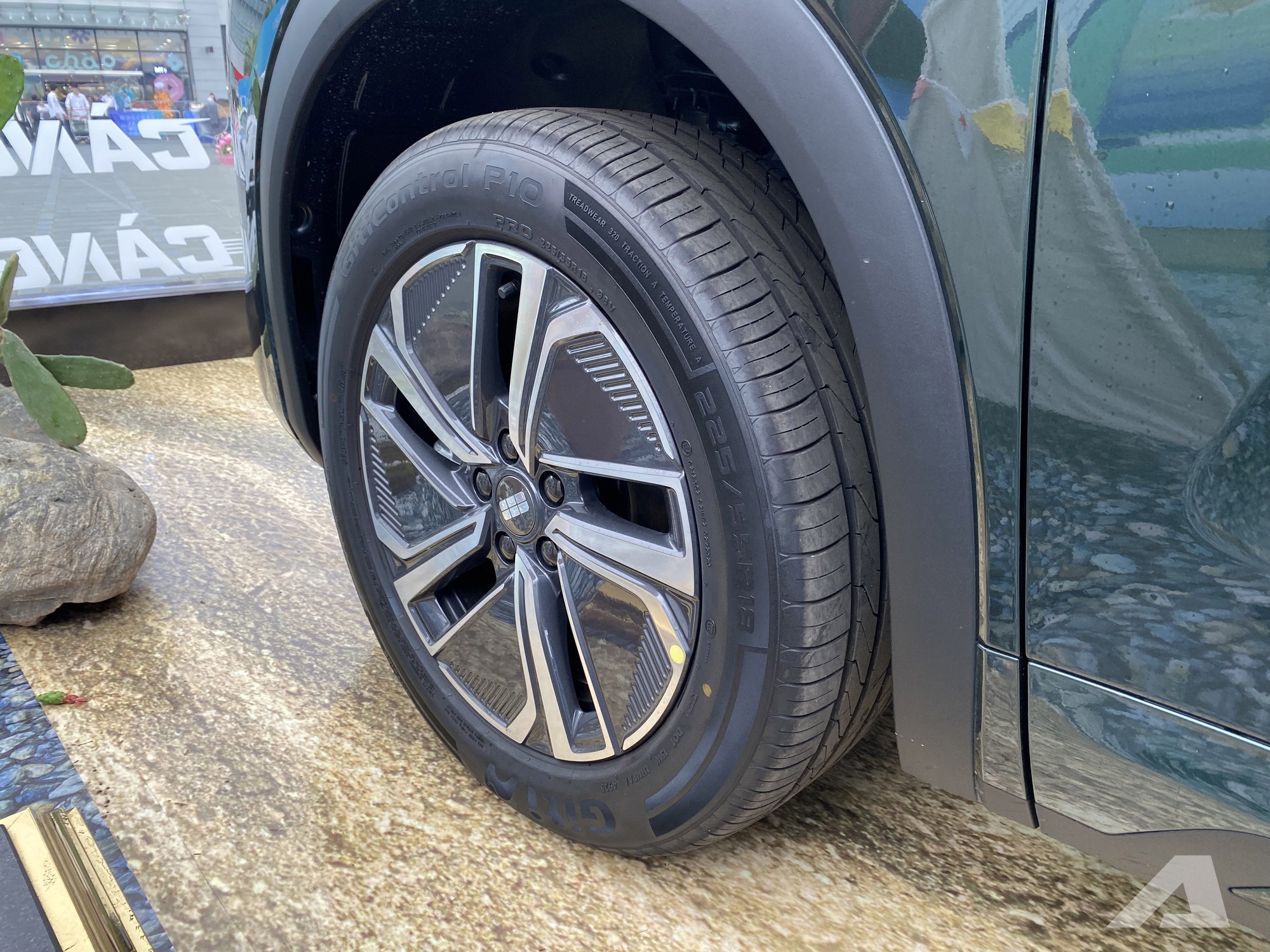 Geely EX5 ra mắt Việt Nam: Gi&aacute; từ 789 triệu đồng, hybrid c&oacute; thể chạy điện tới 170km, c&oacute; ADAS, tiện nghi cao cấp hơn CX-5, Tucson- Ảnh 12.