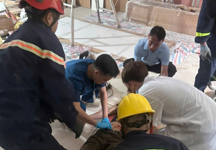 Nam c&ocirc;ng nh&acirc;n tử vong sau sự cố thang m&aacute;y ở Ph&uacute; Thọ , điều tra Nguy&ecirc;n nh&acirc;n - Ảnh 1.