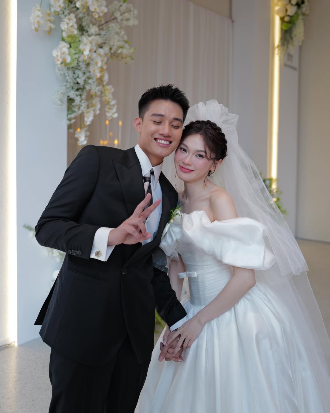 Sinh con xong vẫn &lsquo;đỉnh&rsquo;: Ly Phạm khoe sắc v&oacute;c n&oacute;ng bỏng, cuộc sống chuẩn rich mom - Ảnh 1.