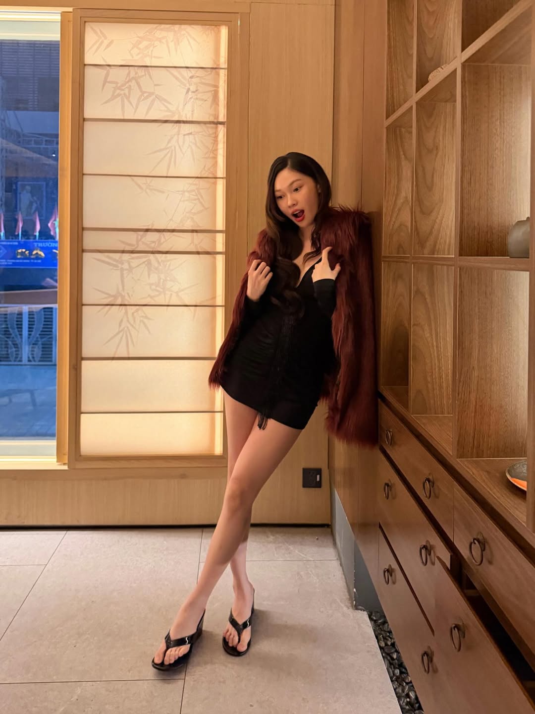 Sinh con xong vẫn &lsquo;đỉnh&rsquo;: Ly Phạm khoe sắc v&oacute;c n&oacute;ng bỏng, cuộc sống chuẩn rich mom - Ảnh 5.