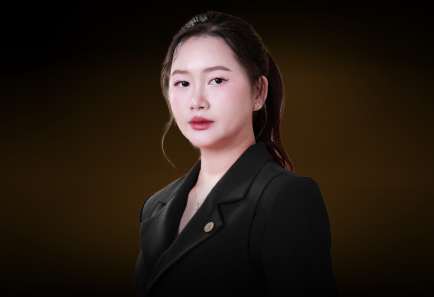Ch&acirc;n dung nữ CEO Vương L&ecirc; Vĩnh Nh&acirc;n v&agrave; vụ bắt giữ li&ecirc;n quan đến tiền số - Ảnh 1.