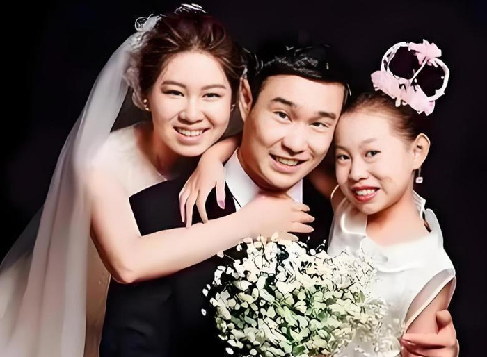 &Aacute;i nữ xấu nhất showbiz &ecirc; chề b&aacute;n được 65 bản album, đổi đời nhờ 1 ca kh&uacute;c bị đem ra l&agrave;m tr&ograve; đ&ugrave;a - Ảnh 1.