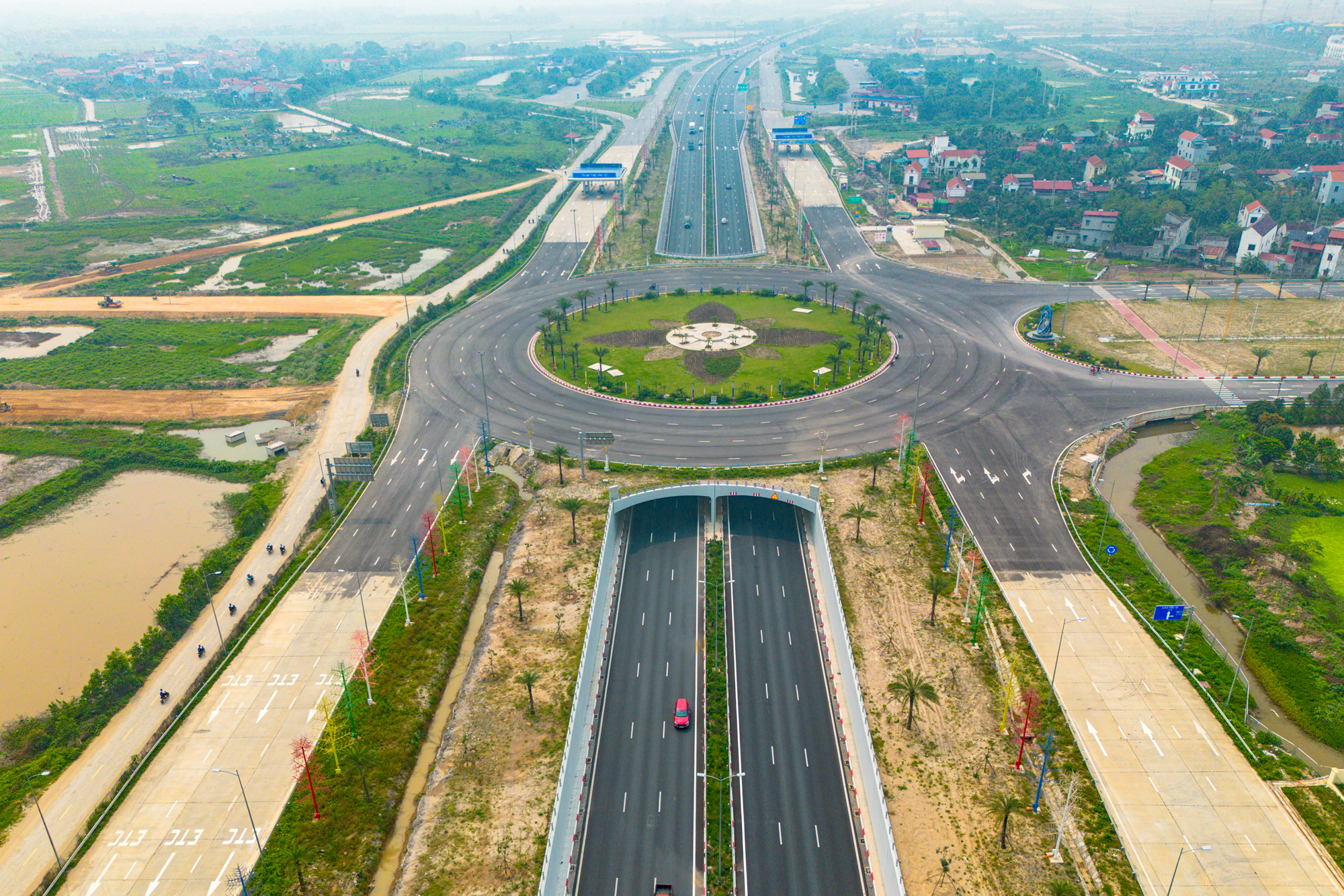 Toàn cảnh đại đô thị 35.000 tỷ của Sun Group: Rộng xấp xỉ hồ Tây, giá căn hộ bằng nửa các dự án quanh Hà Nội - Ảnh 15.