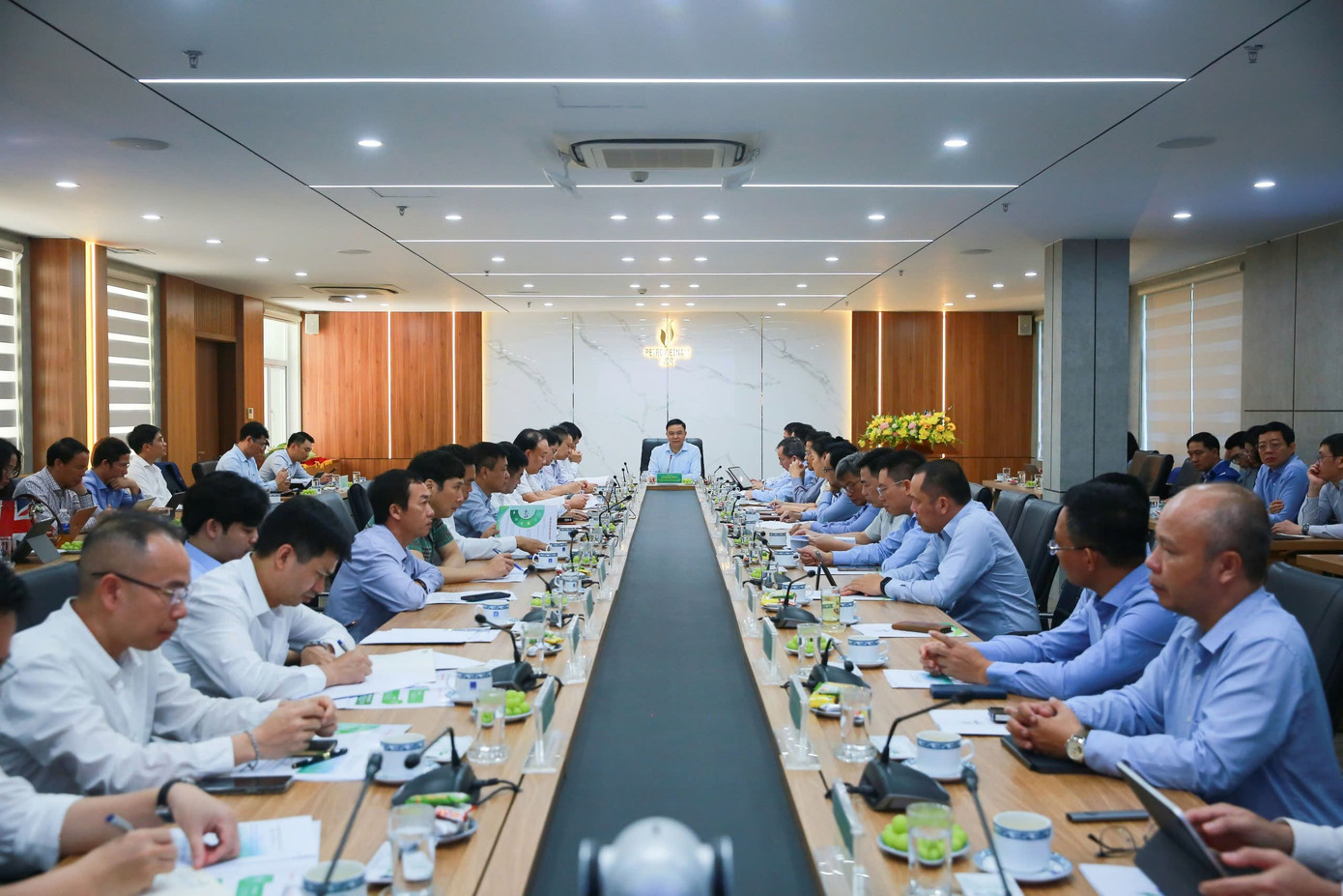 Quyền Bộ trưởng C&ocirc;ng Thương n&oacute;i về việc đảm bảo an ninh năng lượng - Ảnh 1.