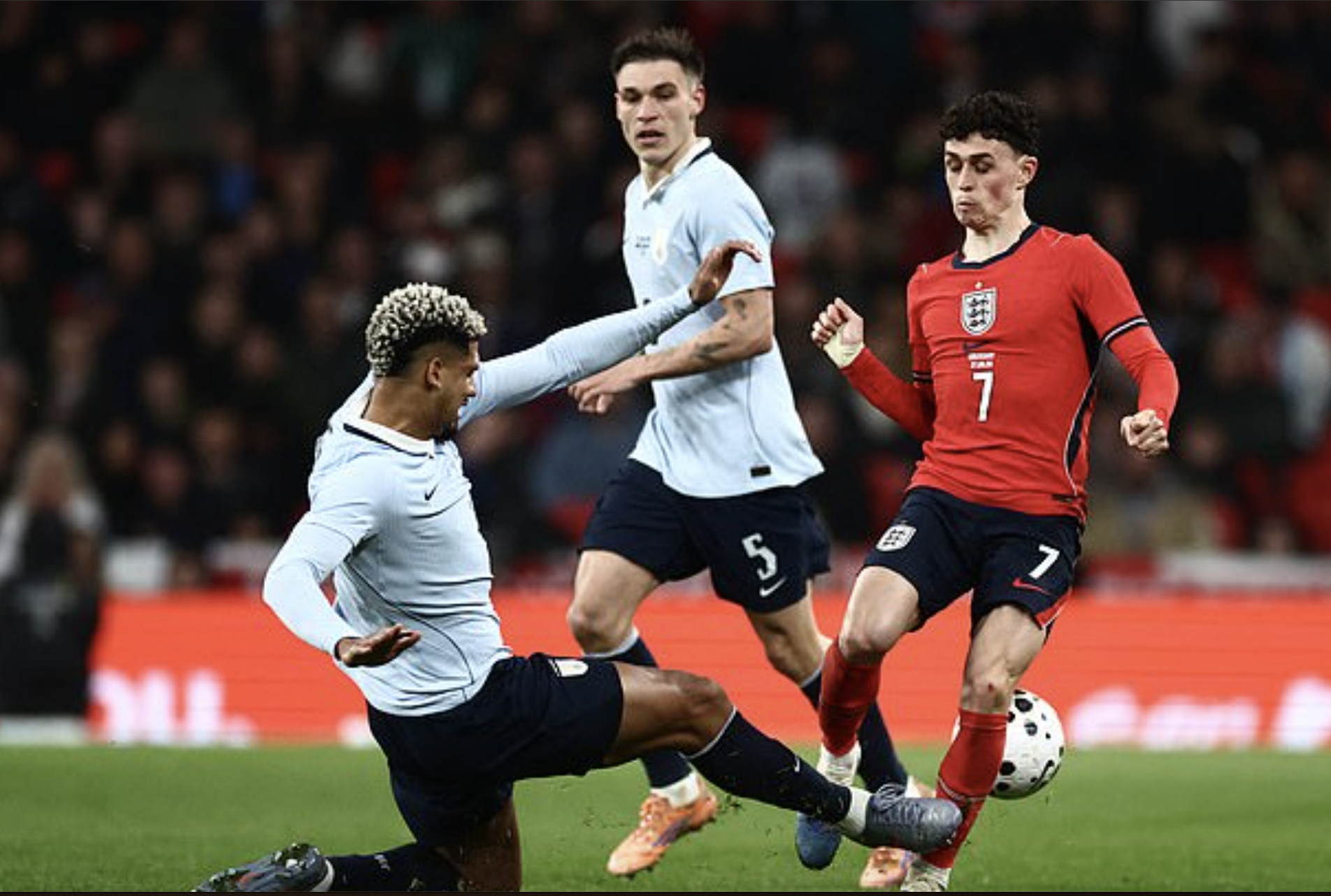 "Người h&ugrave;ng" Ben White ki&ecirc;m tội đồ, tuyển Anh rơi chiến thắng ở Wembley - Ảnh 3.