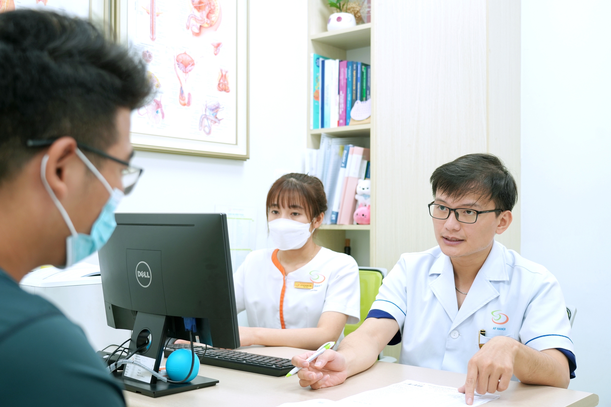 Đ&agrave;n &ocirc;ng thời nay chăm gym, ăn sạch nhưng&hellip; tinh tr&ugrave;ng yếu: BS y học giới t&iacute;nh n&oacute;i đ&acirc;y l&agrave; những th&oacute;i quen n&ecirc;n từ bỏ - Ảnh 2.