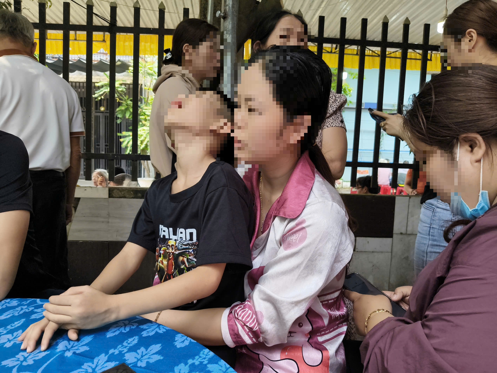 Vụ bắn chết tài xế taxi ở Quảng Trị: Cuộc gọi cuối đầy nước mắt của vợ nạn nhân - Ảnh 1. Vụ bắn chết tài xế taxi ở Quảng Trị: Cuộc gọi cuối đầy nước mắt của vợ nạn nhân - Ảnh 1.