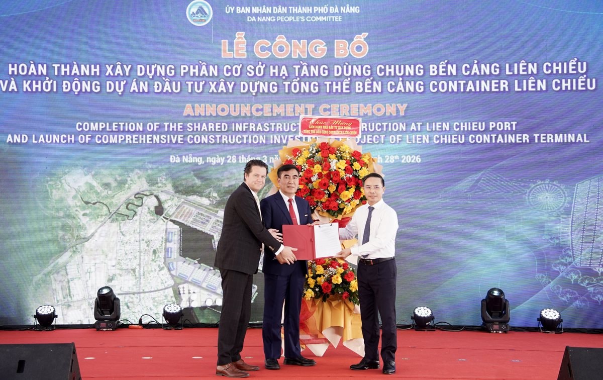 Việt Nam vừa khởi động dự &aacute;n si&ecirc;u cảng 2 tỷ USD, quy m&ocirc; hơn 170 ha - Ảnh 1.